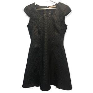 Lafer Black Textured Polyester Lace Applique Cap Sleeve A-Line Mini Dress Size 2